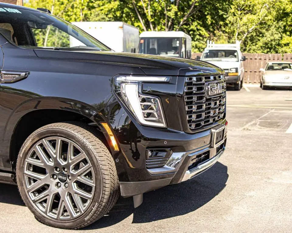 GMC Yukon Denali Ultimate view 2